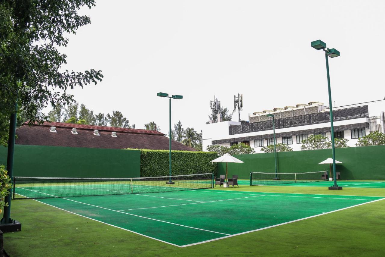 Jw Marriott Khao Lak Resort And Spa Экстерьер фото Tennis court at the club