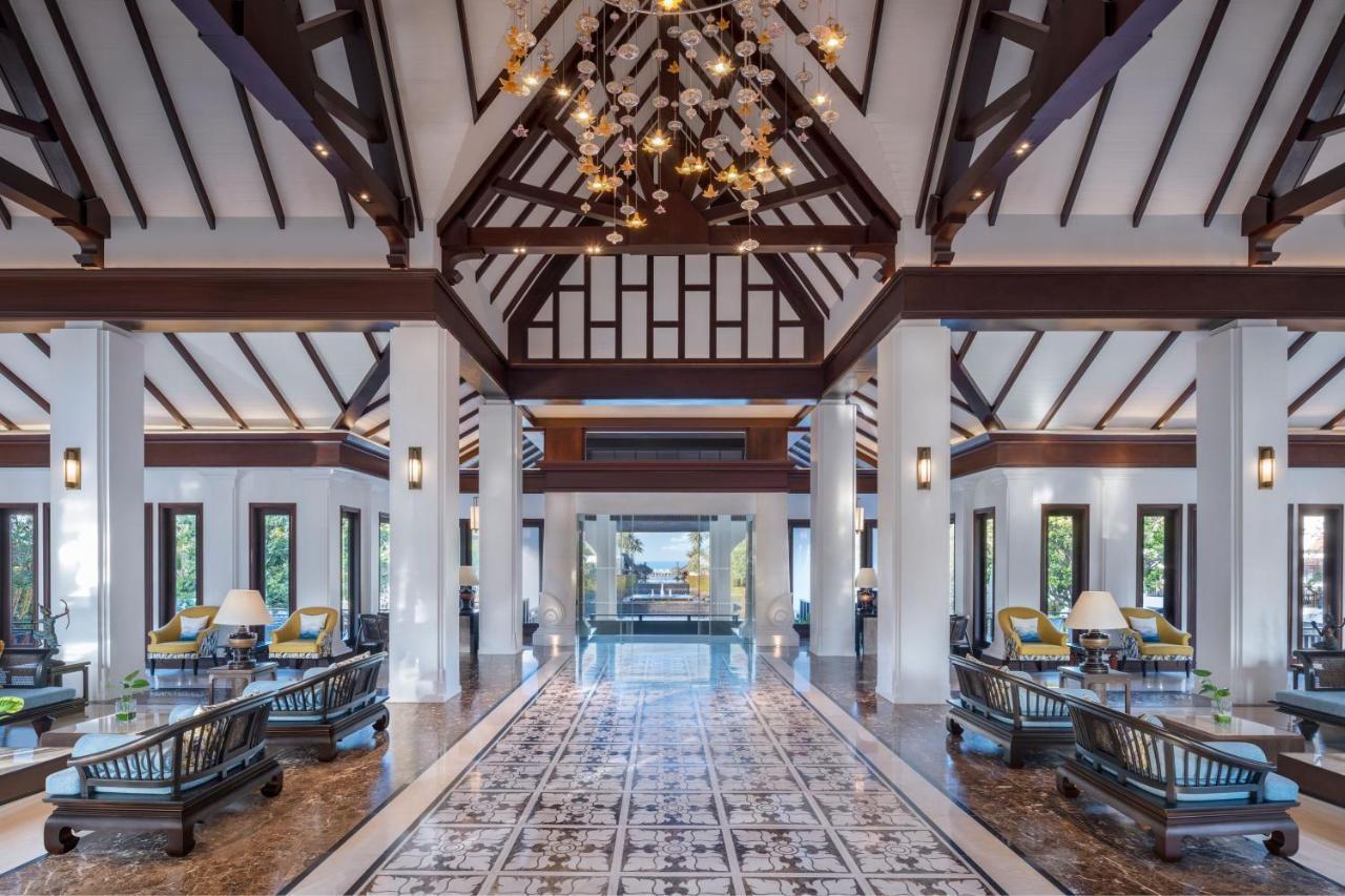 Jw Marriott Khao Lak Resort And Spa Экстерьер фото The lobby of the hotel