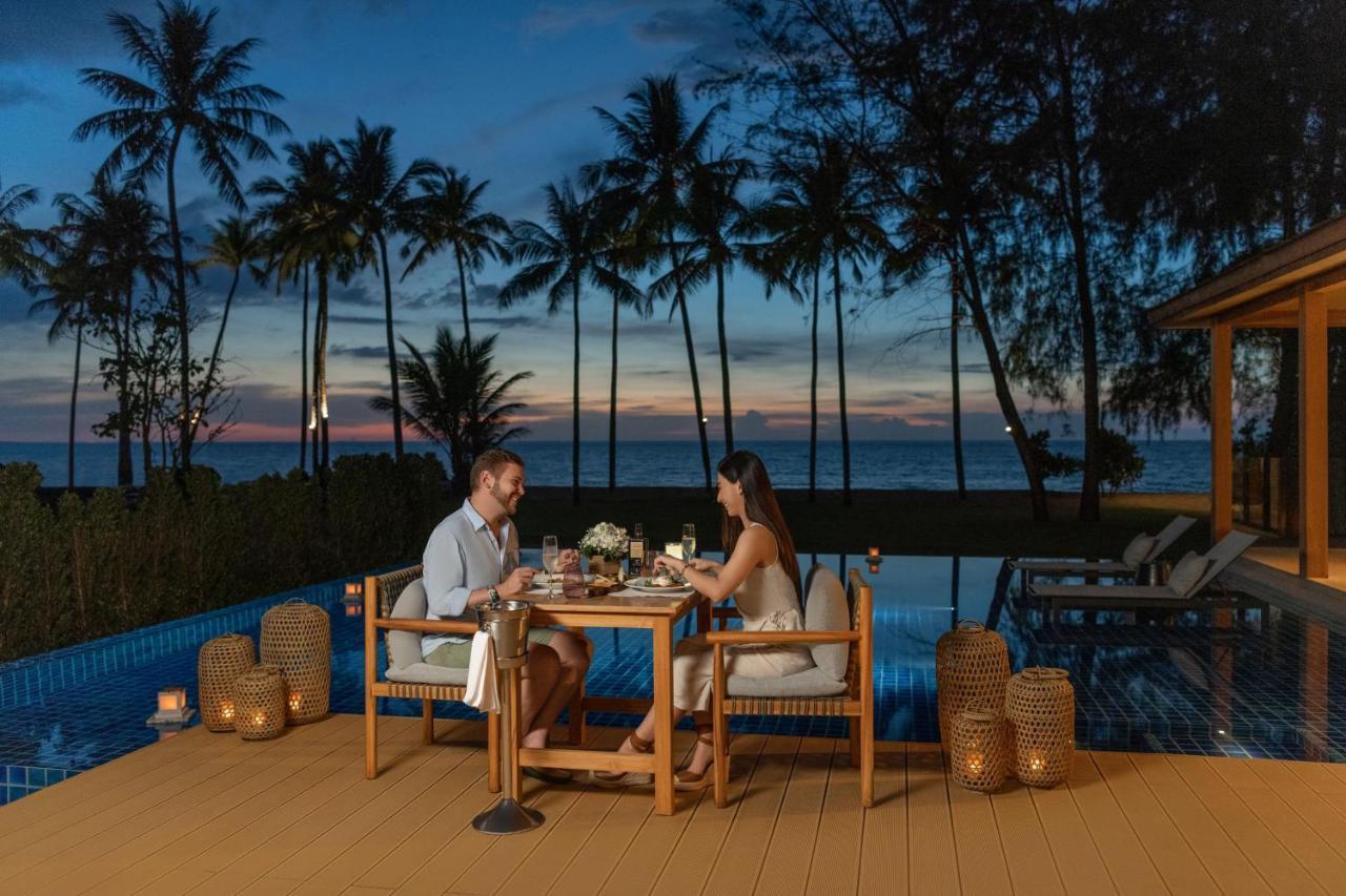 Jw Marriott Khao Lak Resort And Spa Экстерьер фото Sunset at the pool