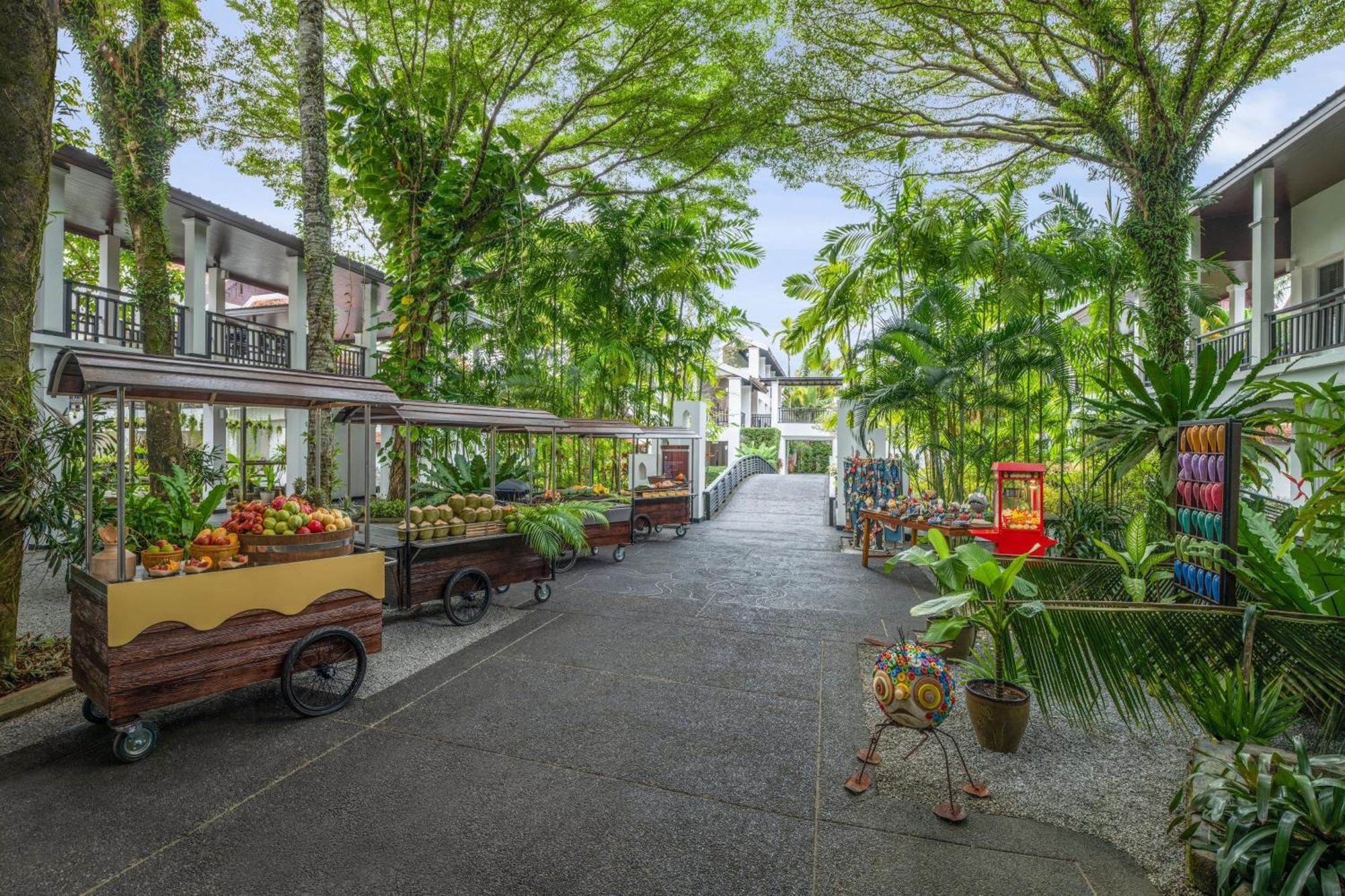 Jw Marriott Khao Lak Resort And Spa Экстерьер фото The Village